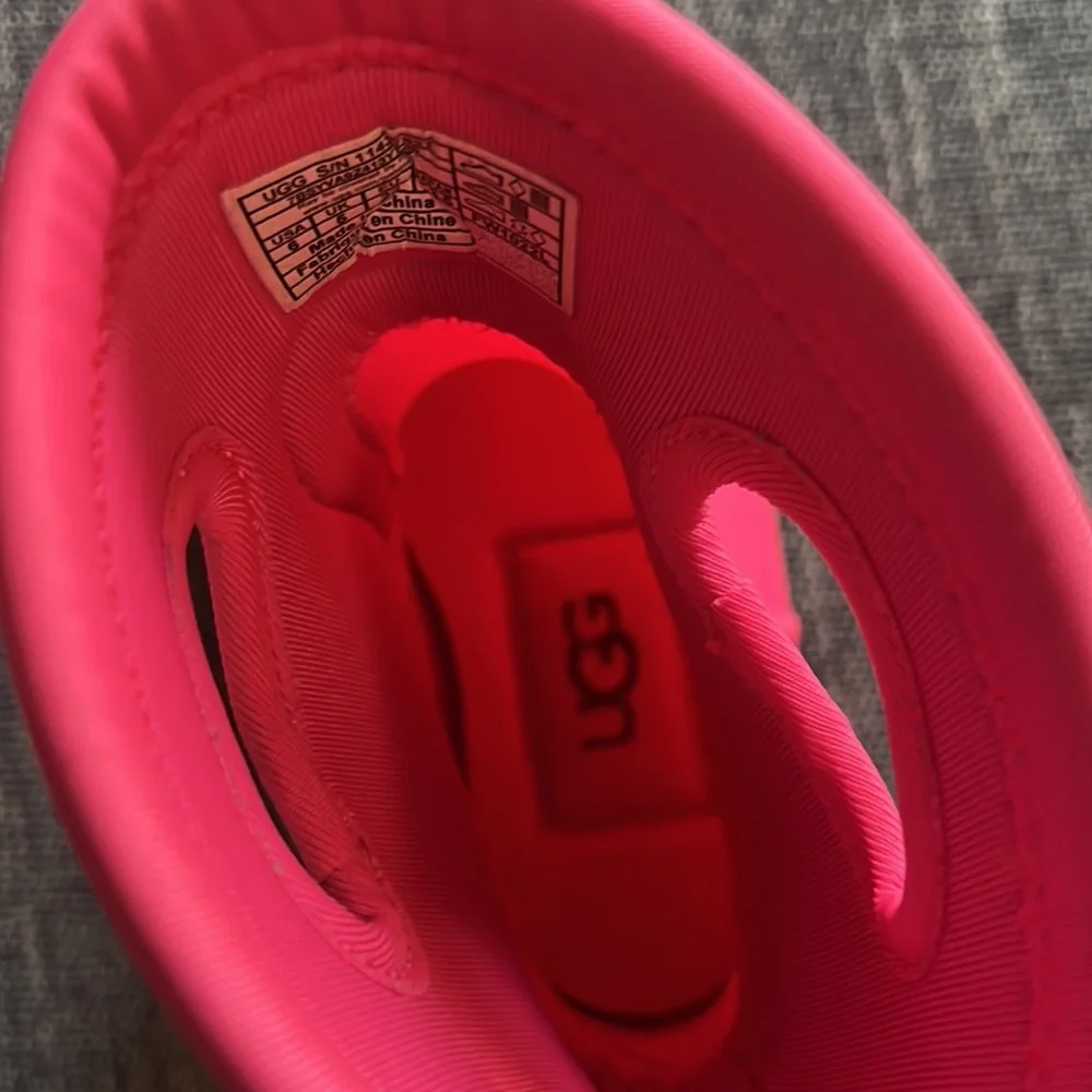 UGG Toddler Droplet Mid Pink Rain Boots - Picture 7 of 11